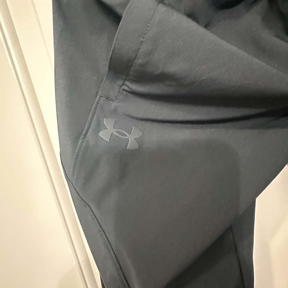 NWT Under Armour Youth Woven Sportswear Pants | Black | Size YM - Picture 6 of 7
